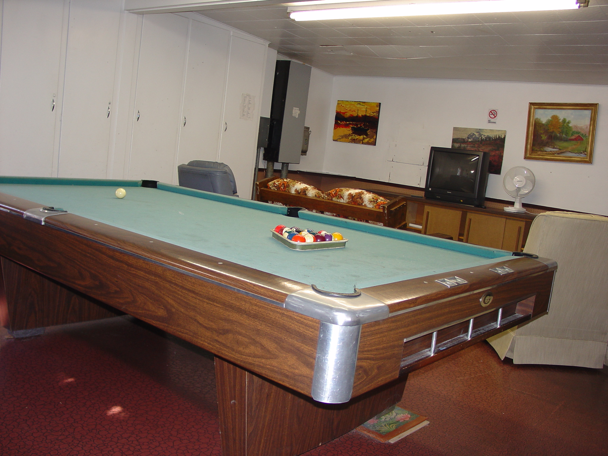 Recreation room with billiards table at Shamrock RV Village